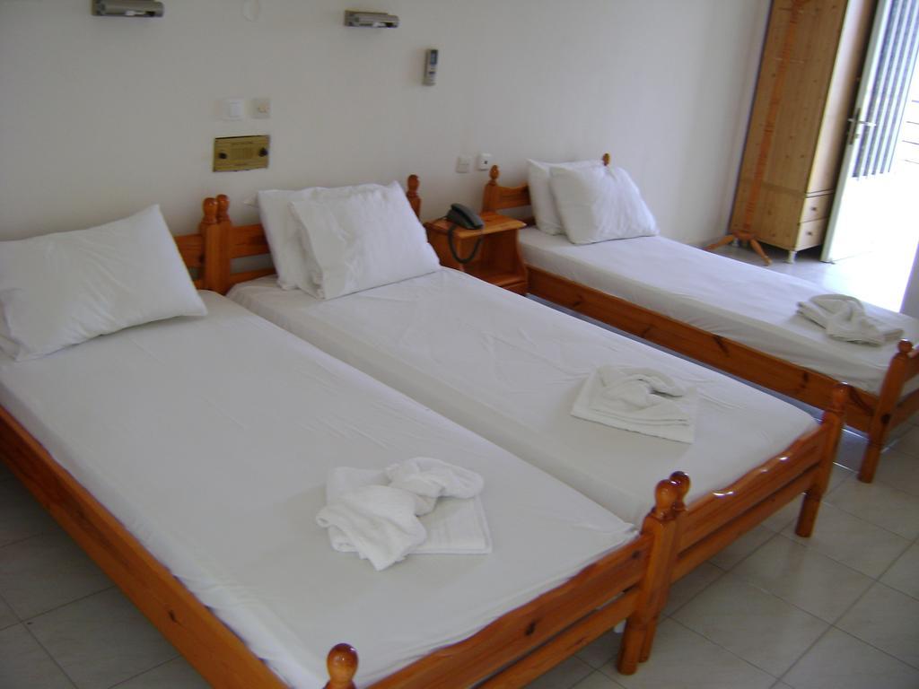 Hotel Kallithea Loutra Edipsou  Quarto foto